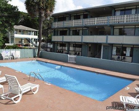 Calypso Motor Inn 미를 비치 외부 사진