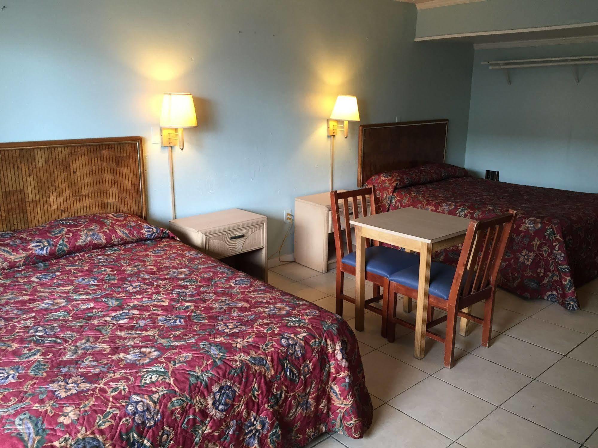 Calypso Motor Inn 미를 비치 외부 사진