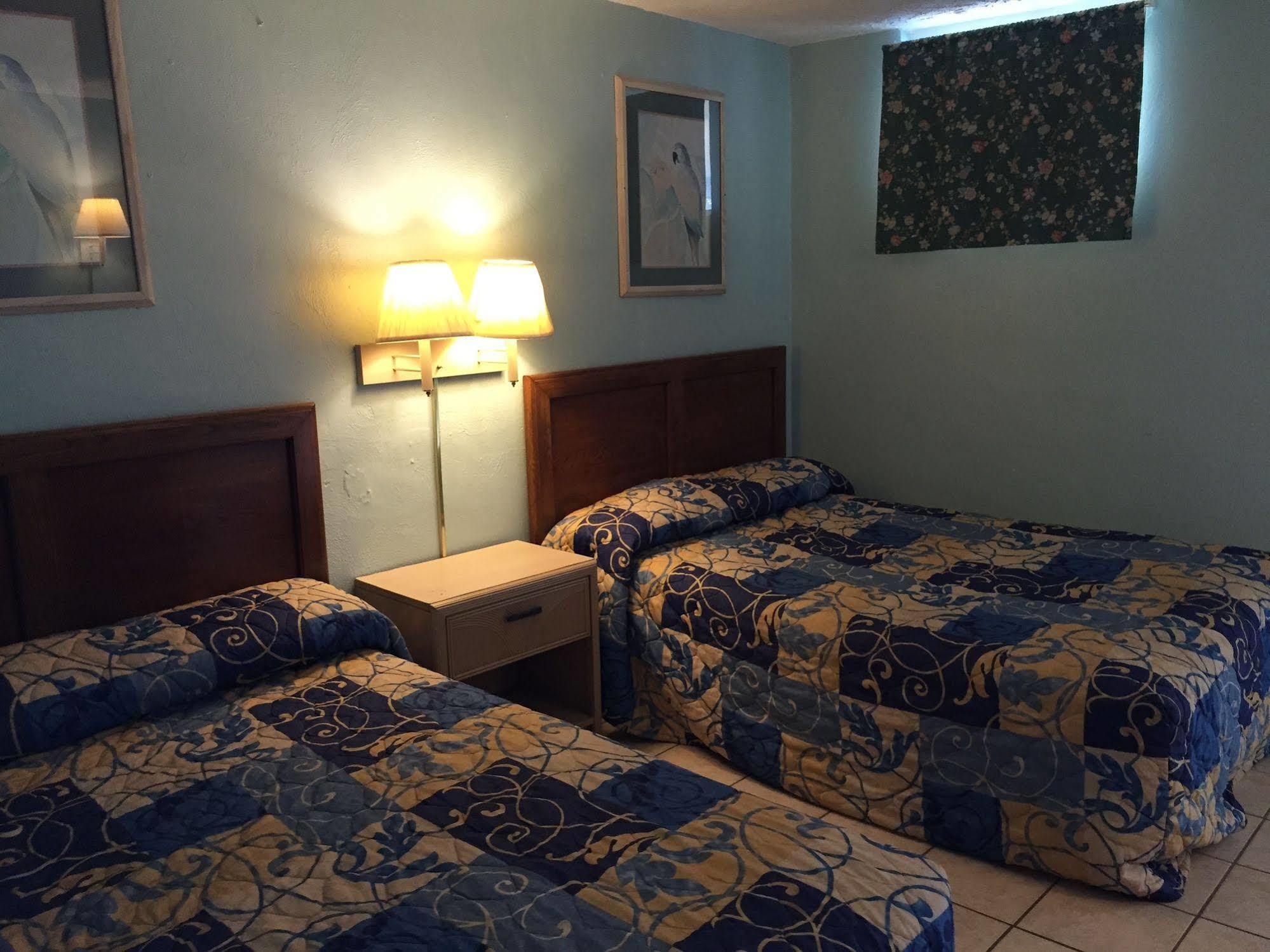 Calypso Motor Inn 미를 비치 외부 사진